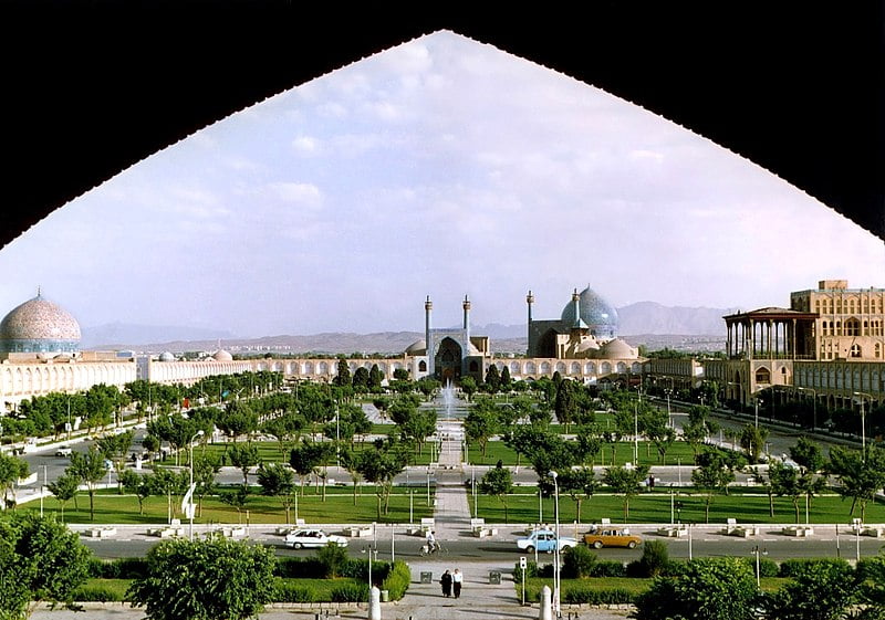 اماکن گردشگری ایران را در دوستداران ایران بشناسید